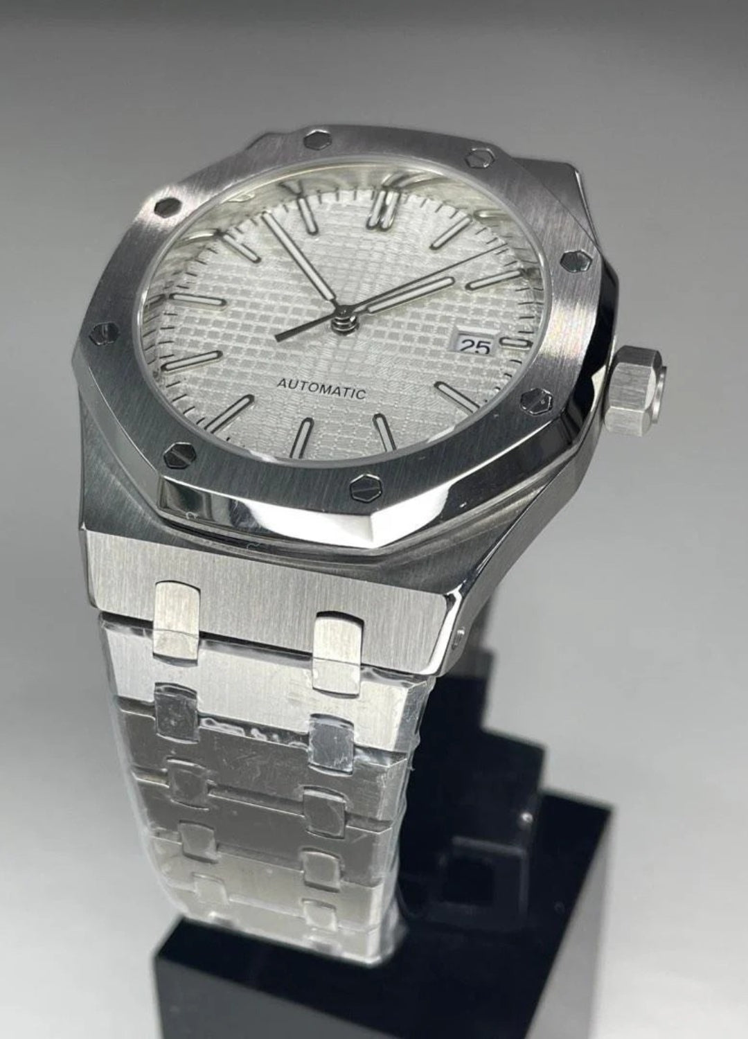 ROYAL OAK SNOW WHITE MOD