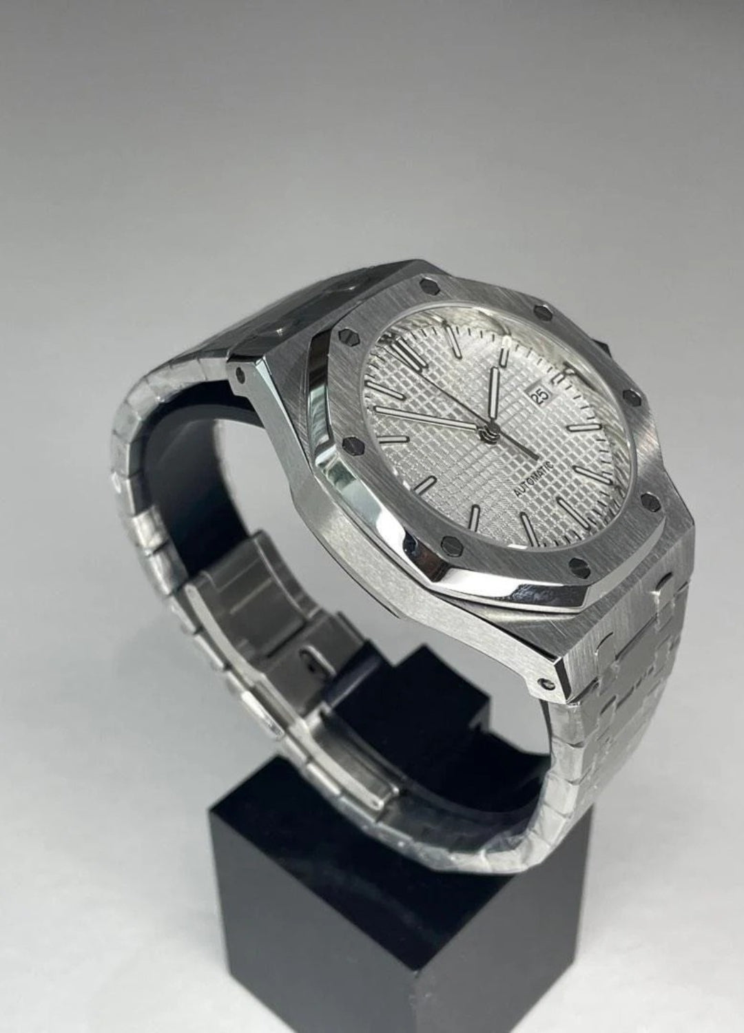 ROYAL OAK SNOW WHITE MOD