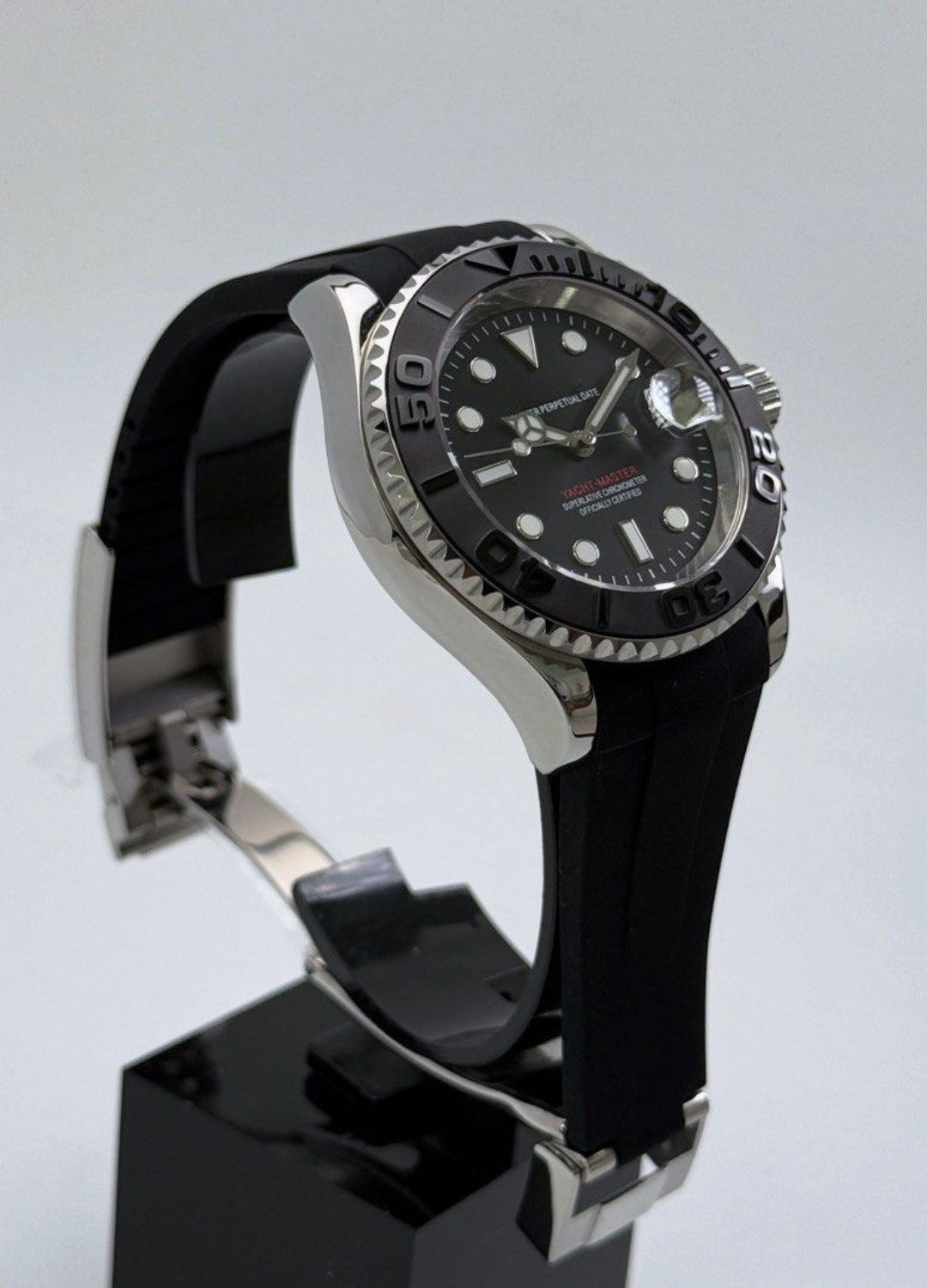 SILLYACHT BLACK MOD