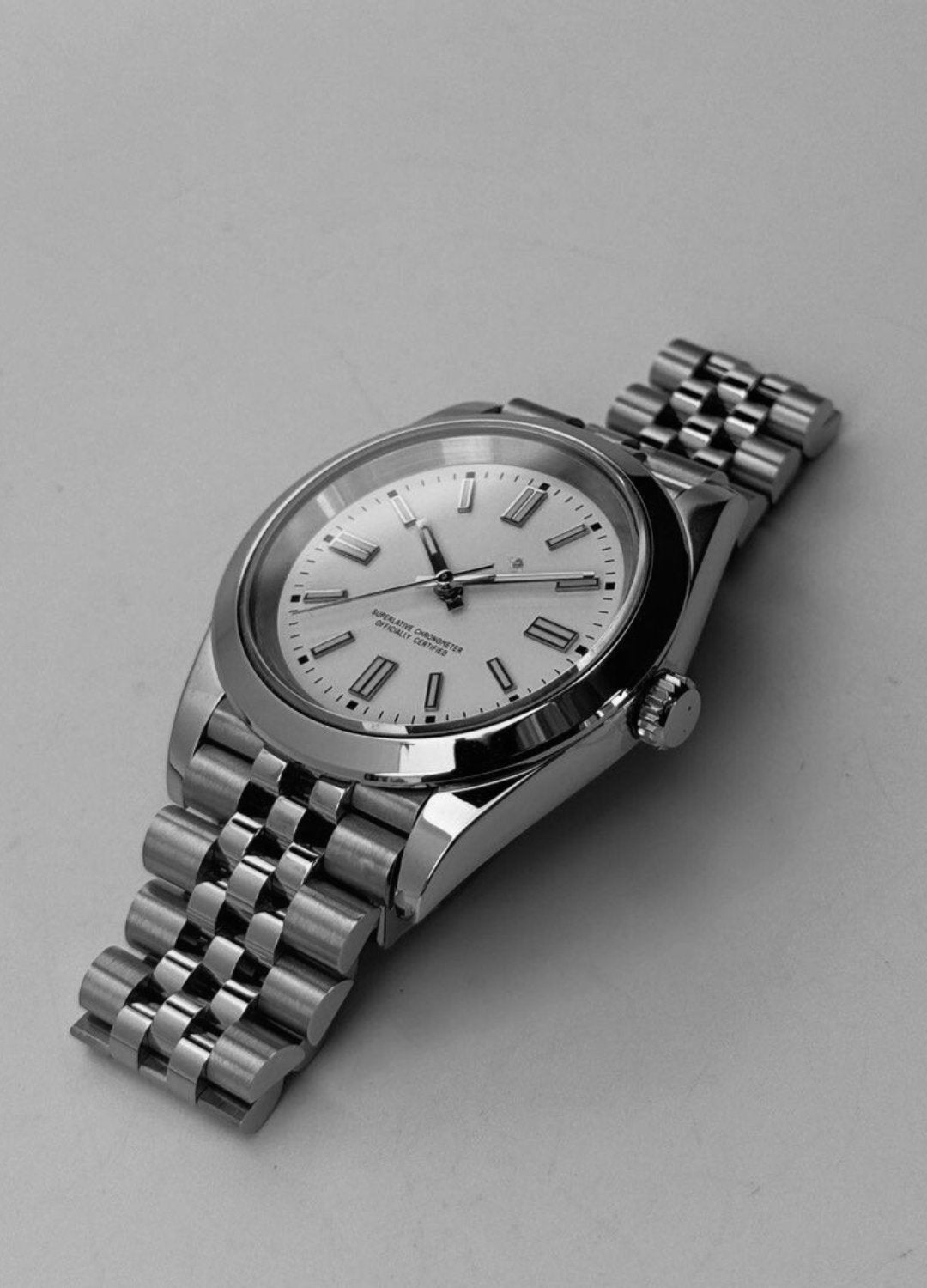 SILLTER WHITE MOD