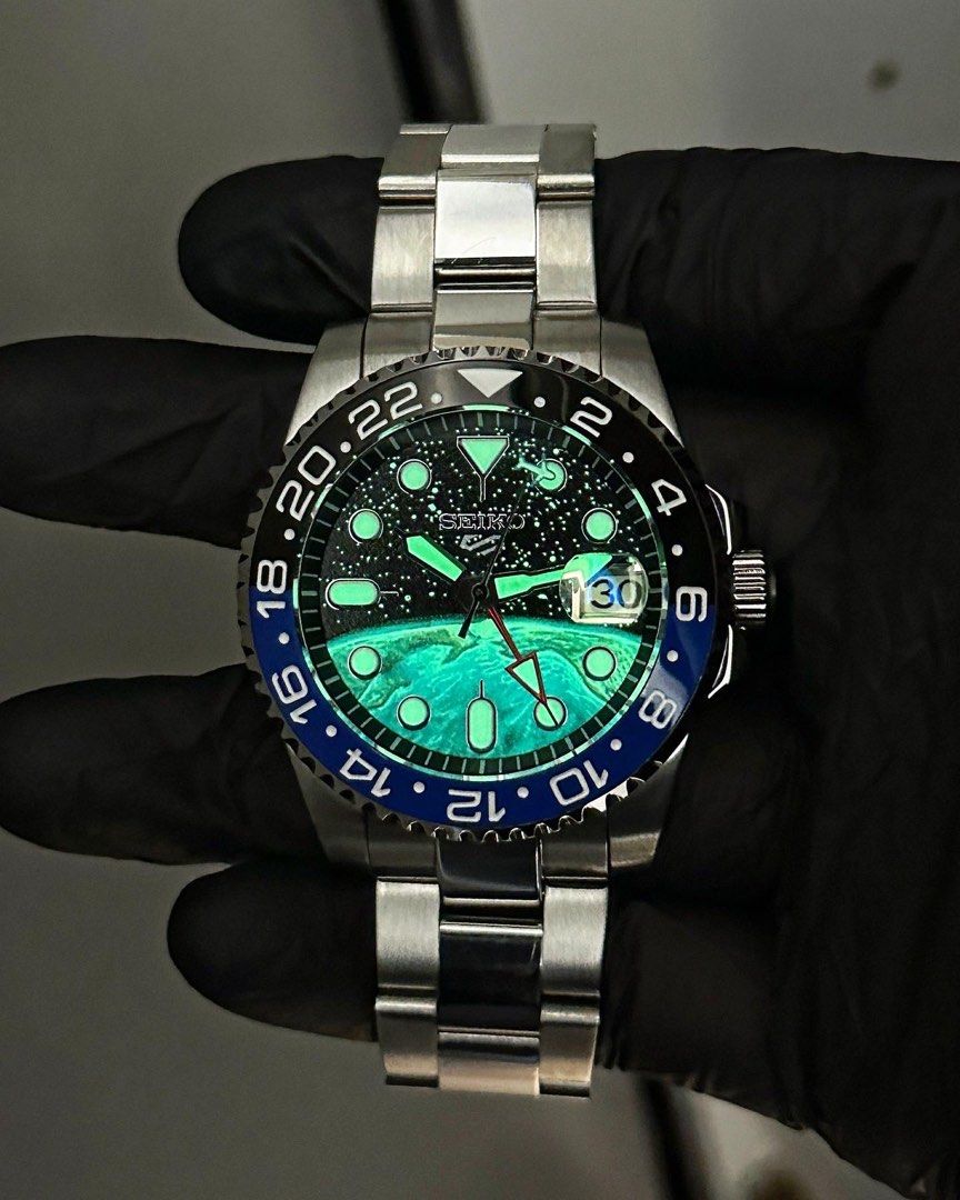 GMT MOD BATGIRL V2