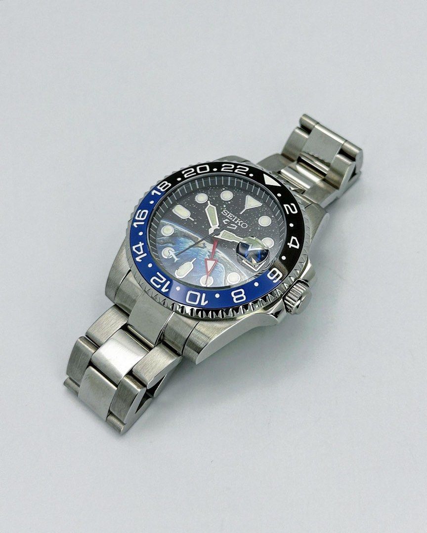 GMT MOD BATGIRL V2